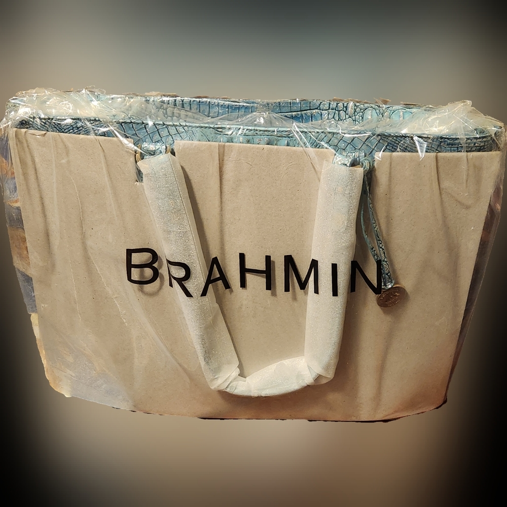 ***BRAND NEW STILL IN WRAPPER*** BRAHMIN ELLEN ARTIC BLUE LARGE TOTE BAG